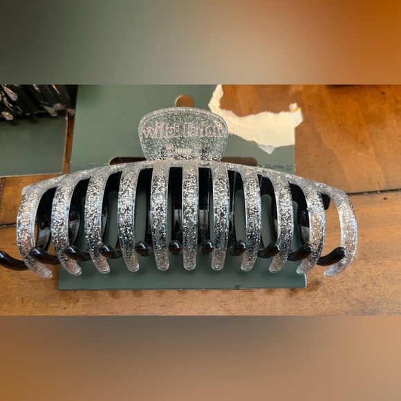 3 Wild fable & 1 a new day large hair claw clip new - Picture 5 of 5